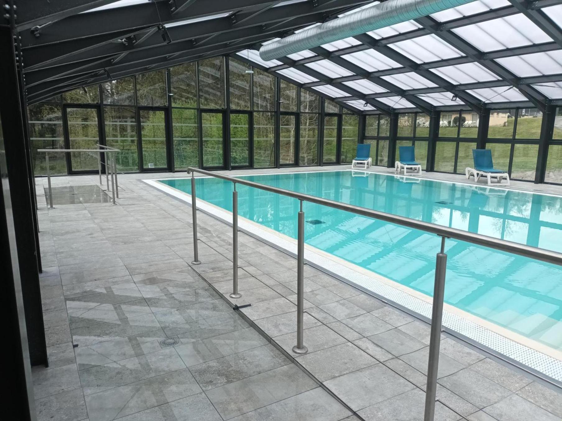ホテル Vvf Correze Pays D'Eygurande エクステリア 写真