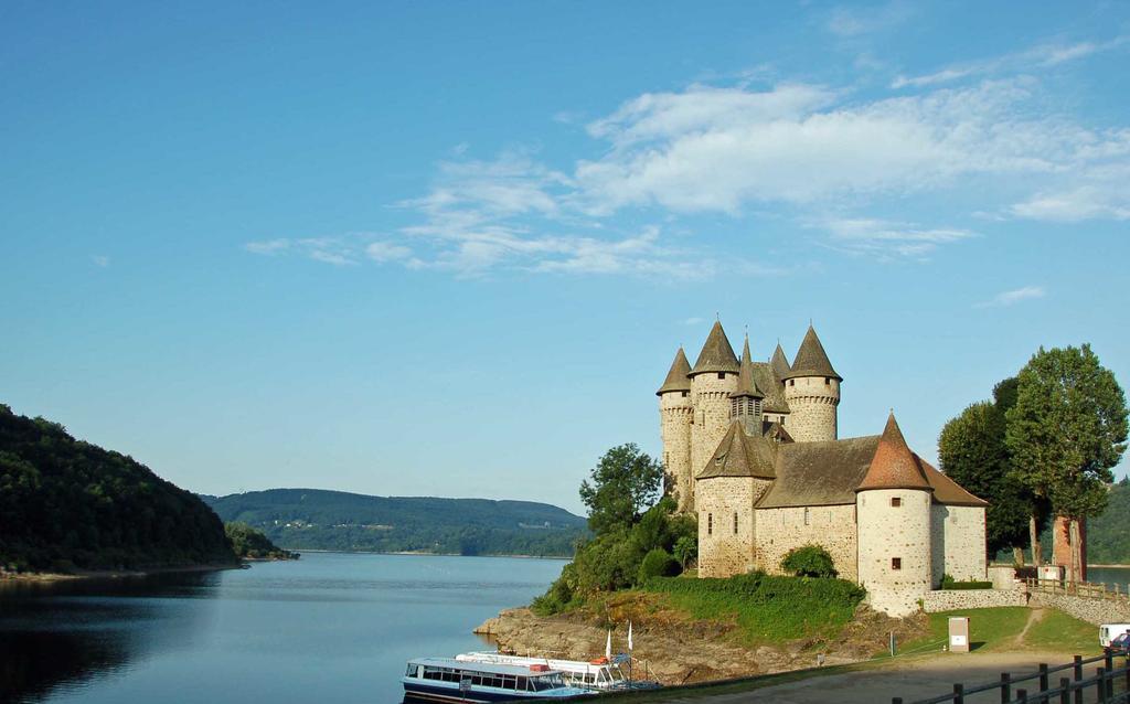 ホテル Vvf Correze Pays D'Eygurande エクステリア 写真